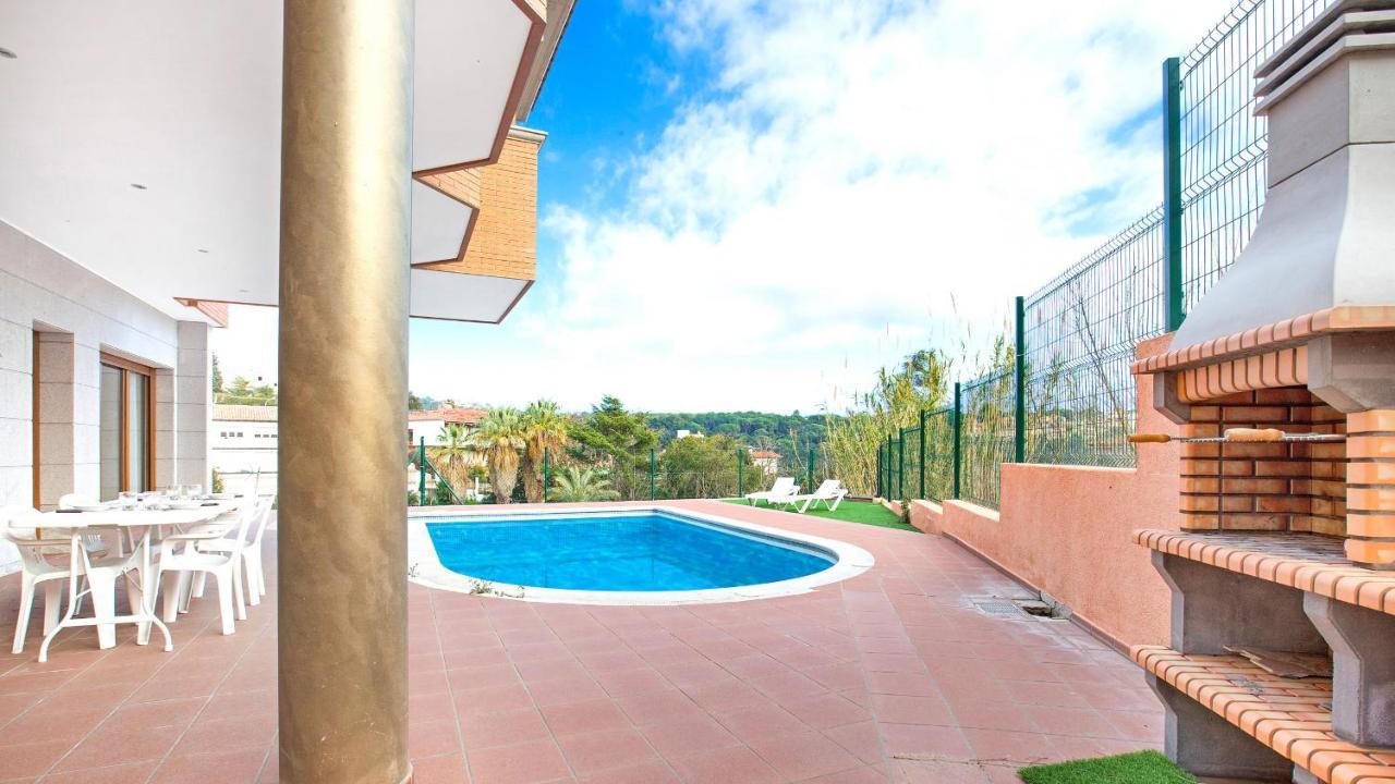 2Pau - Lloret De Mar Villa ภายนอก รูปภาพ