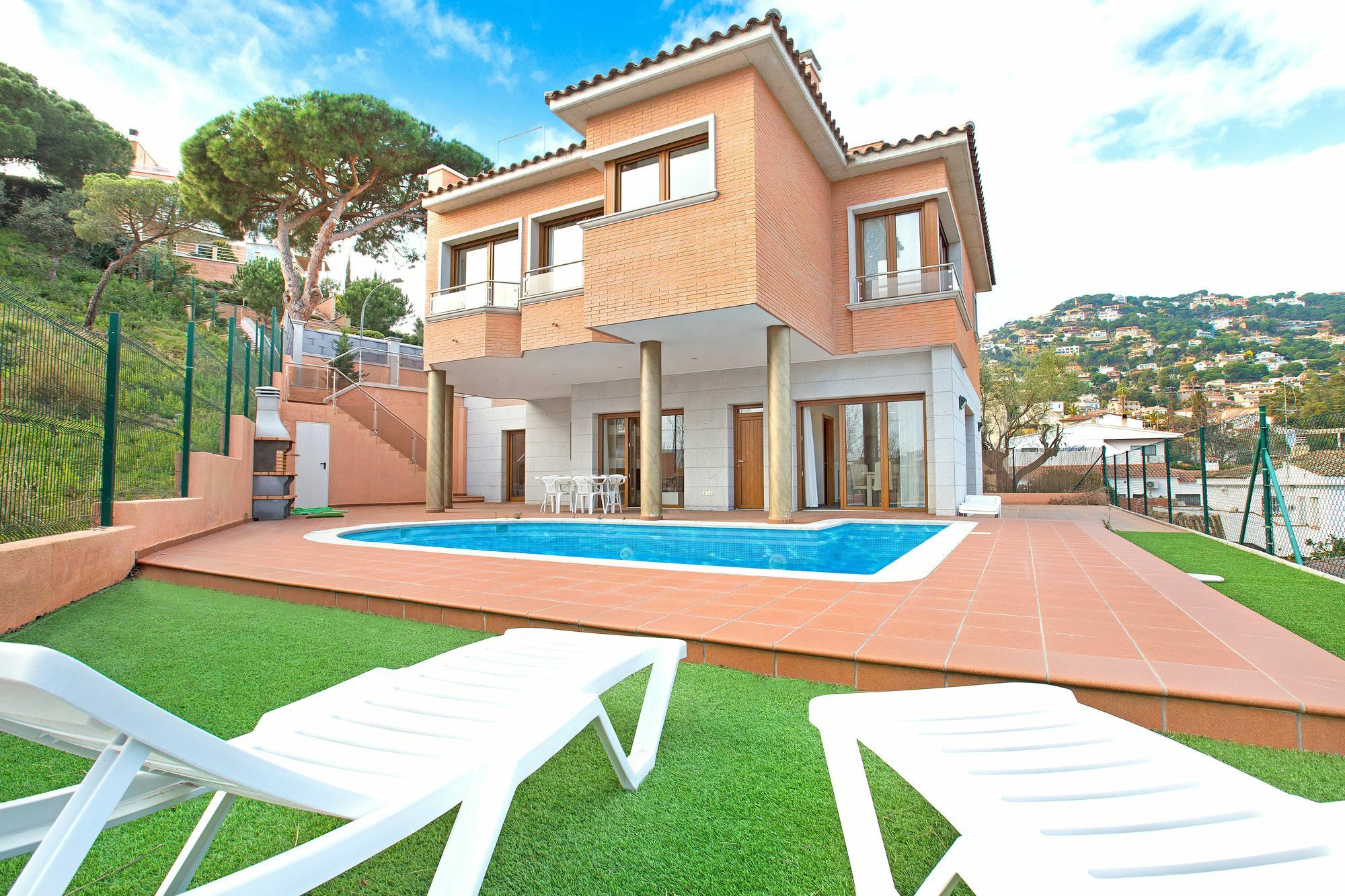 2Pau - Lloret De Mar Villa ภายนอก รูปภาพ